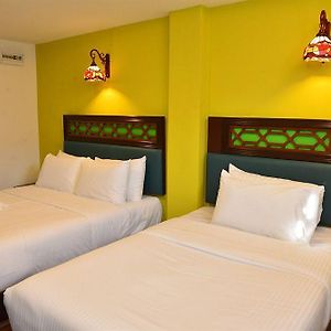 Superior Family Three Room King Room